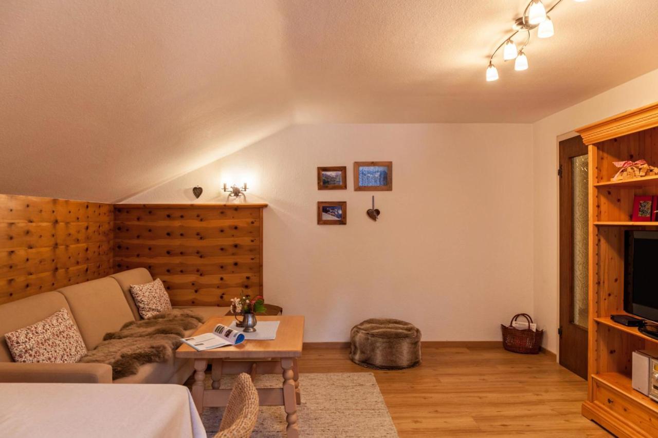 Ferienwohnung Wank ガルミッシュ・パルテンキルヒェン エクステリア 写真