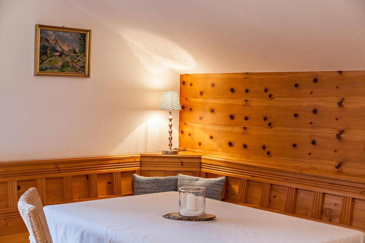 Ferienwohnung Wank ガルミッシュ・パルテンキルヒェン エクステリア 写真