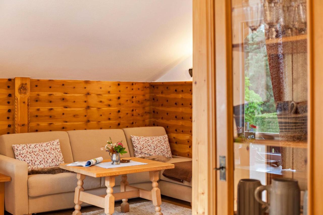 Ferienwohnung Wank ガルミッシュ・パルテンキルヒェン エクステリア 写真